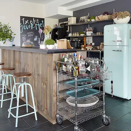 桑普如登尚酒店 2*